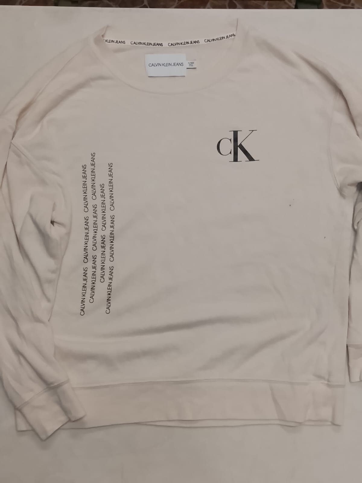 CALVIN KLEIN JEANS — vista alternativa
