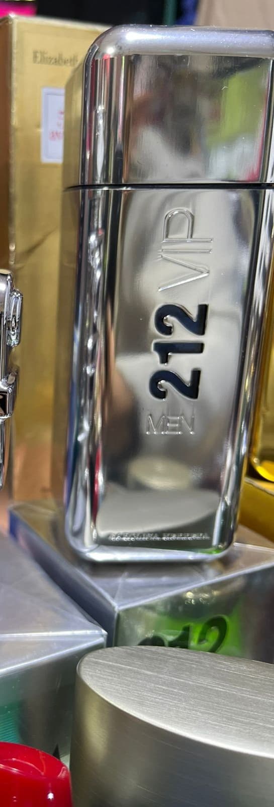 Carolina Herrera  212 VIP Men