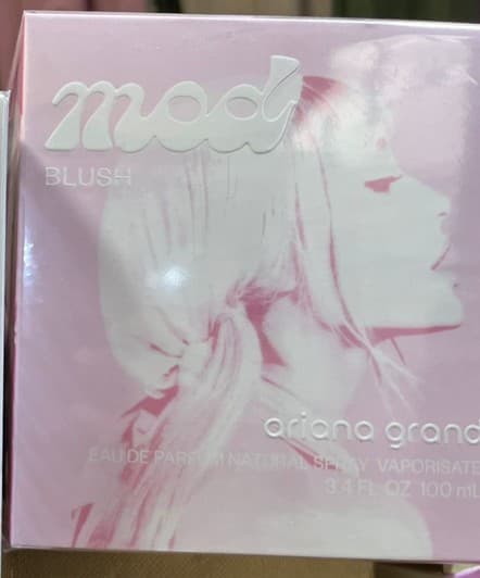 Ariana Grande Mod Blush